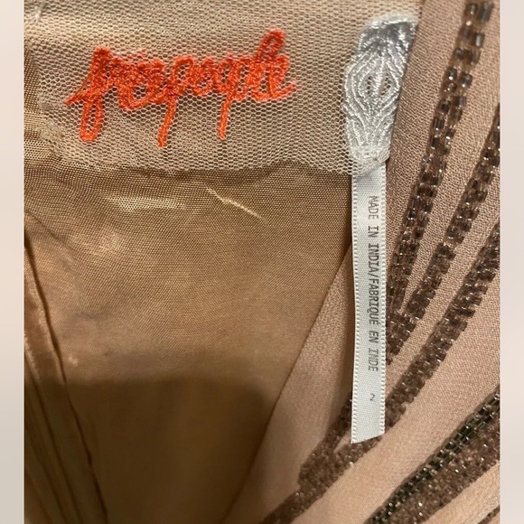 Free People Stone River Beaded Romper in Pink Champagne Size 2 - Picture 7 of 7